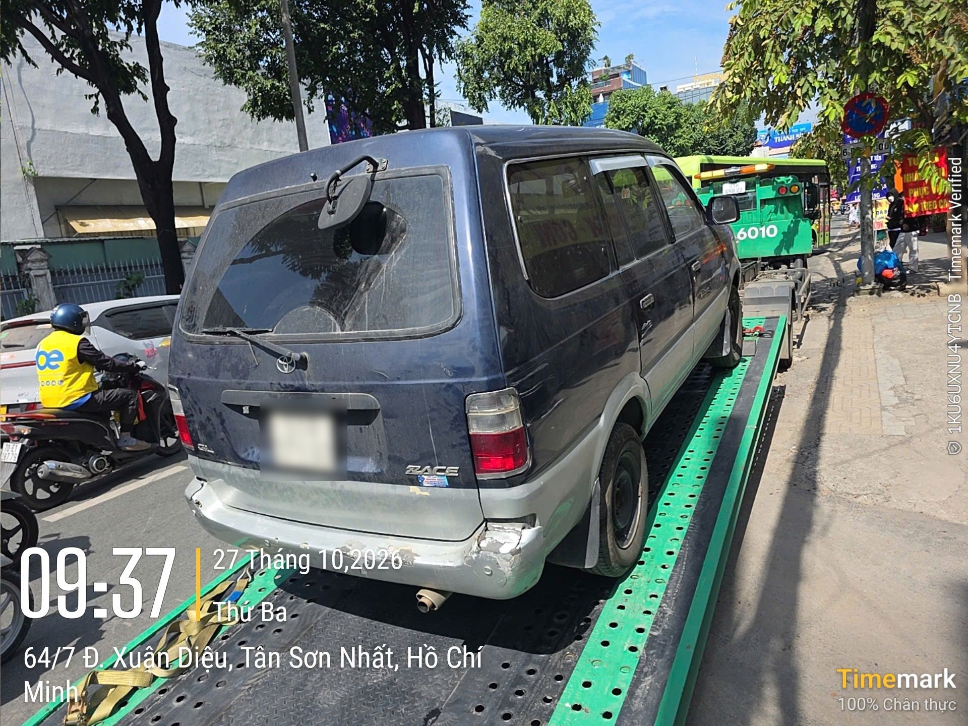 Hình ảnh cứu hộ