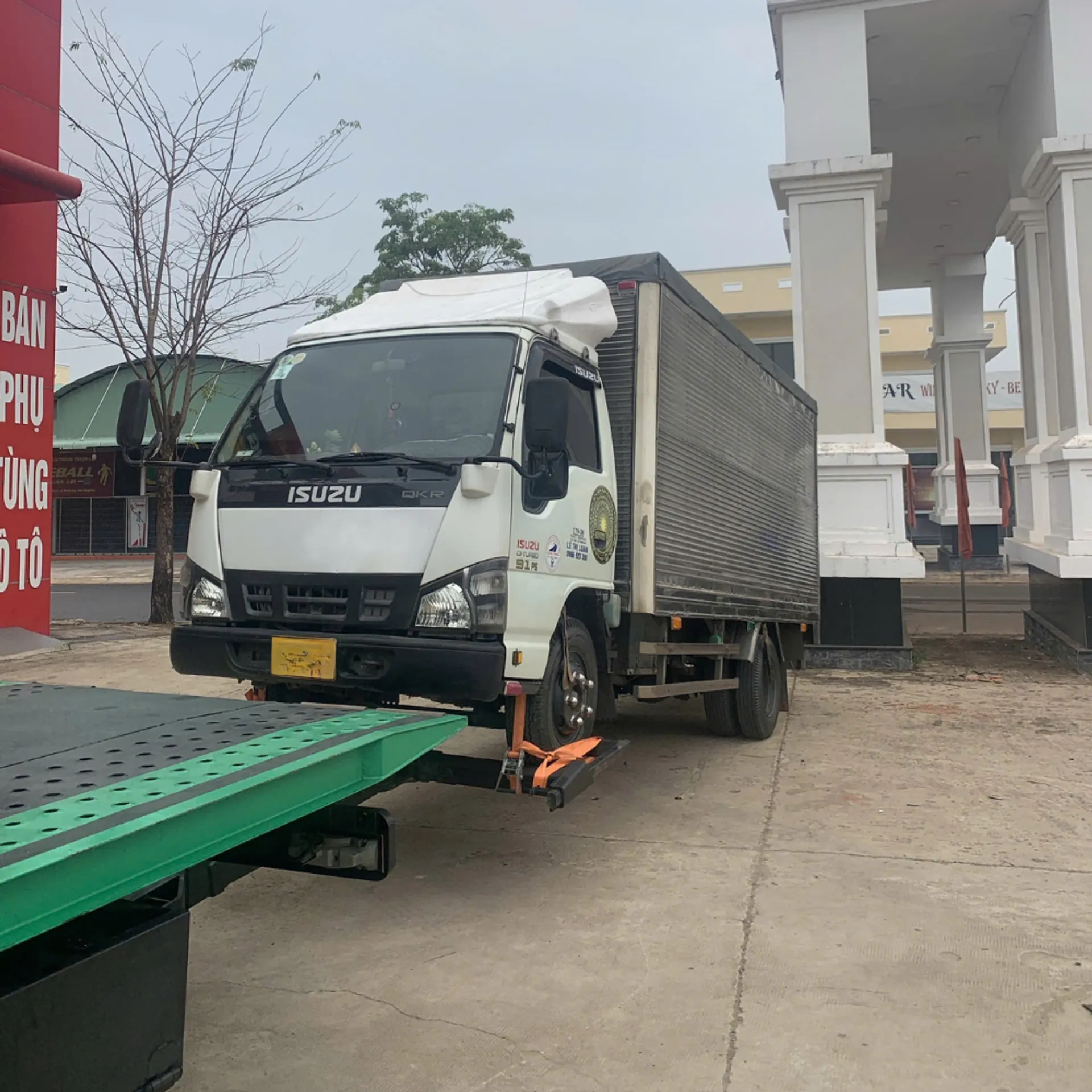 Xe gặp sự cố về phanh khi đang xuống đèo Bảo Lộc, thực sự rất nguy hiểm