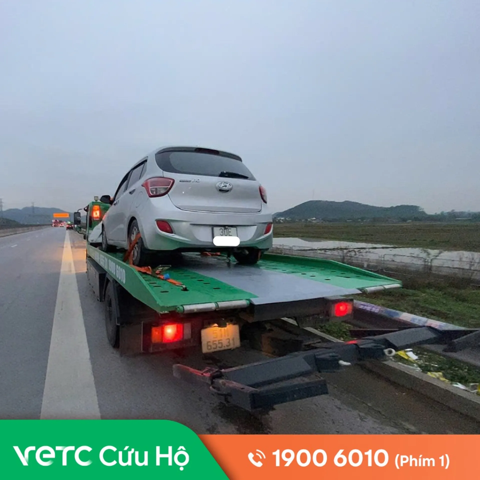 Xe bị ngập nước tại Quốc lộ 13, tôi được kỹ thuật viên VETC tư vấn kỹ