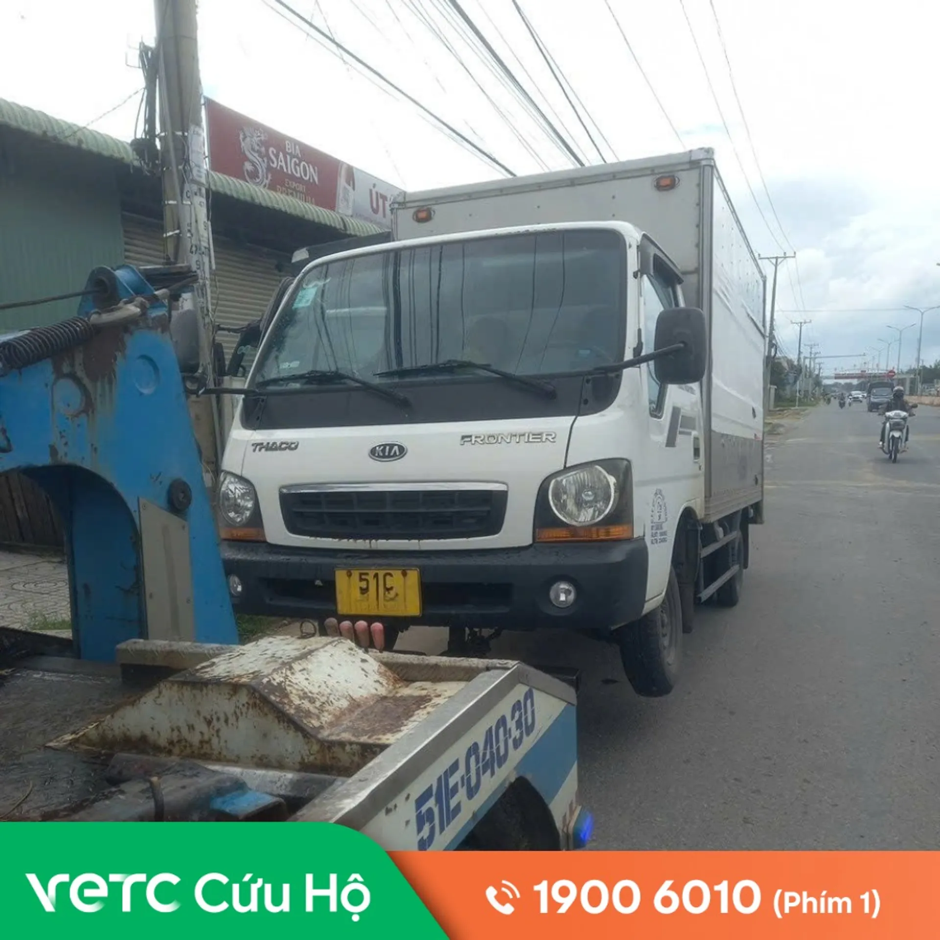 Sự cố hệ thống điện tại cổng KCN vào giờ cao điểm