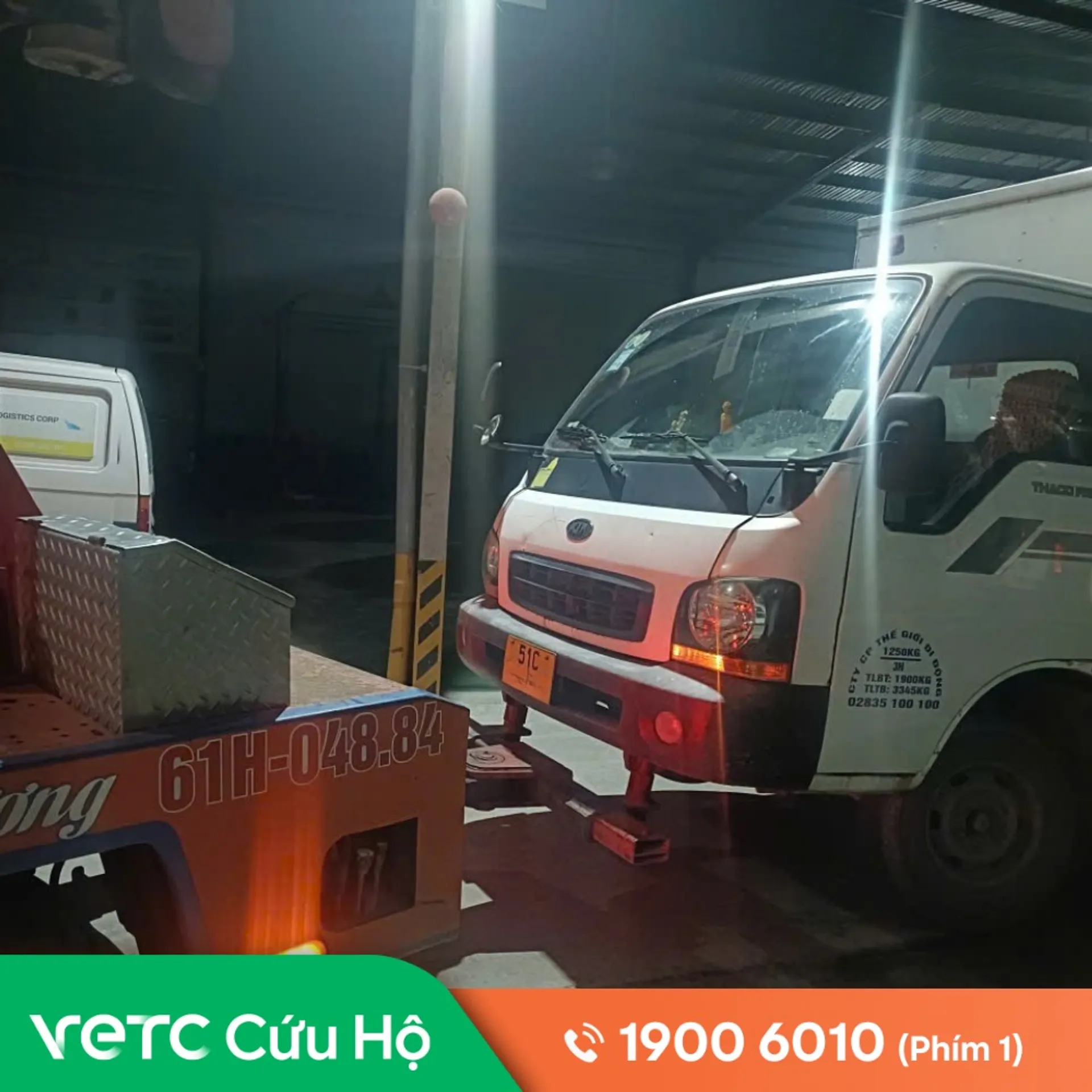 Sự cố hệ thống làm mát trên Quốc lộ 19