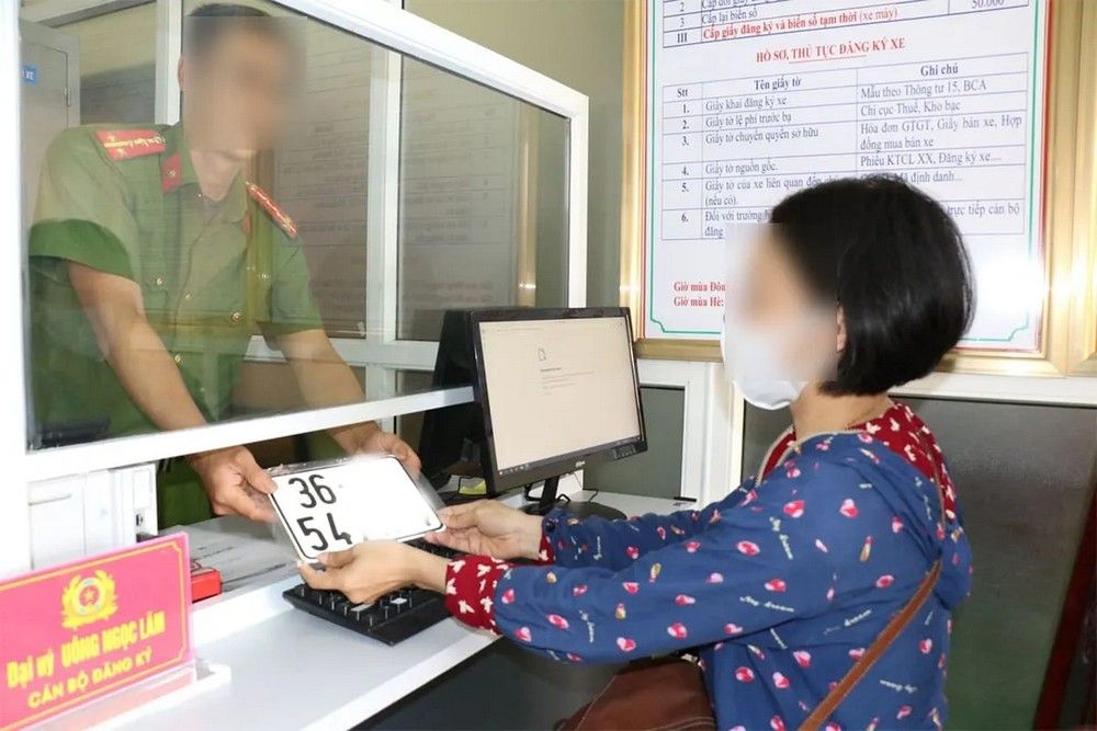 Mua xe mới thì bao lâu có biển số trong từng trường hợp?