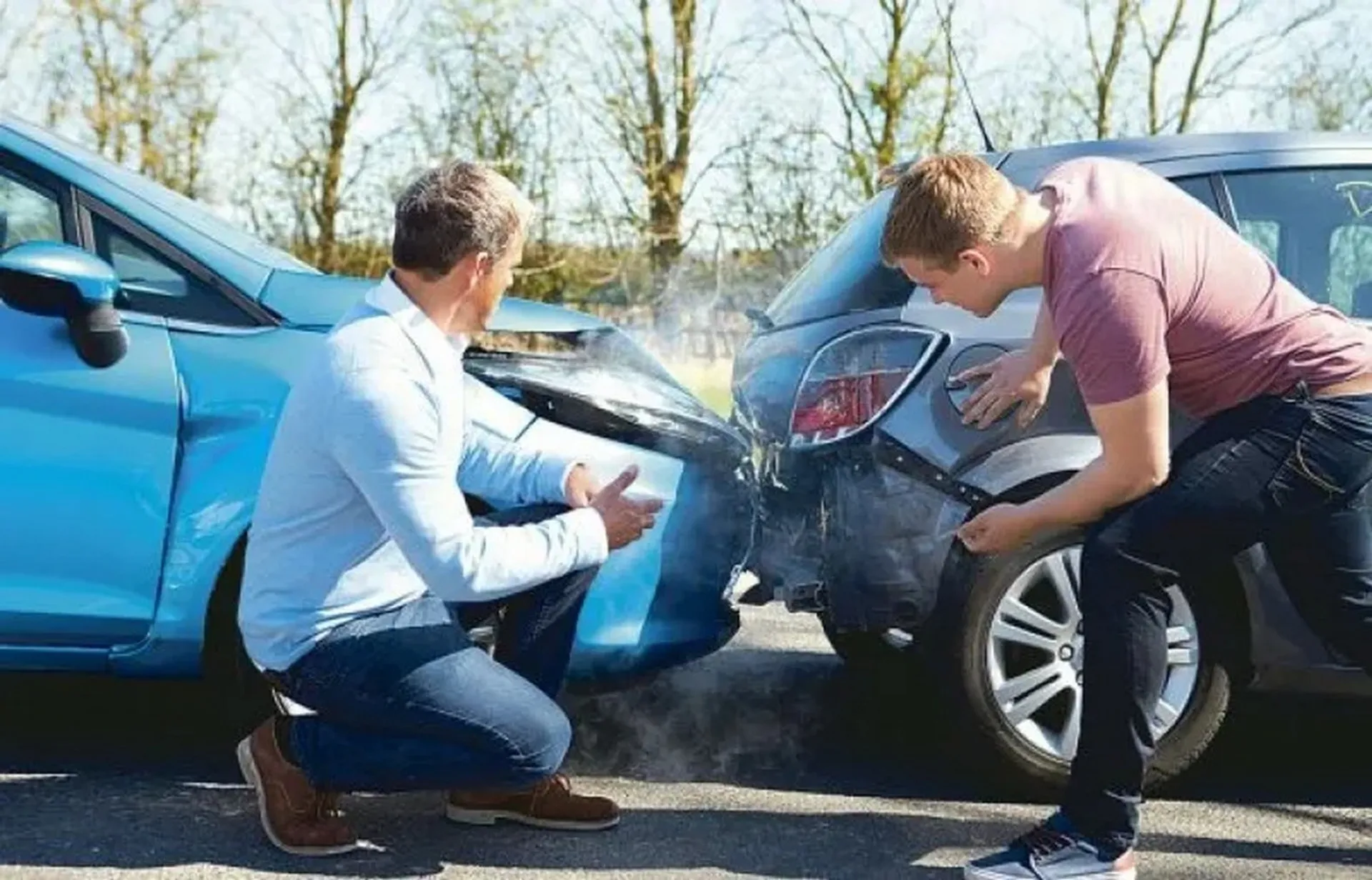 Cho mượn xe gây tai nạn ai chịu trách nhiệm? Chủ xe có bị phạt không?