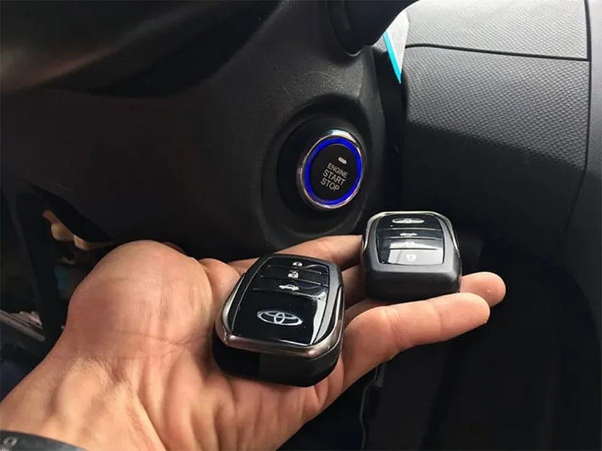 Kiểm tra các vị trí quanh xe