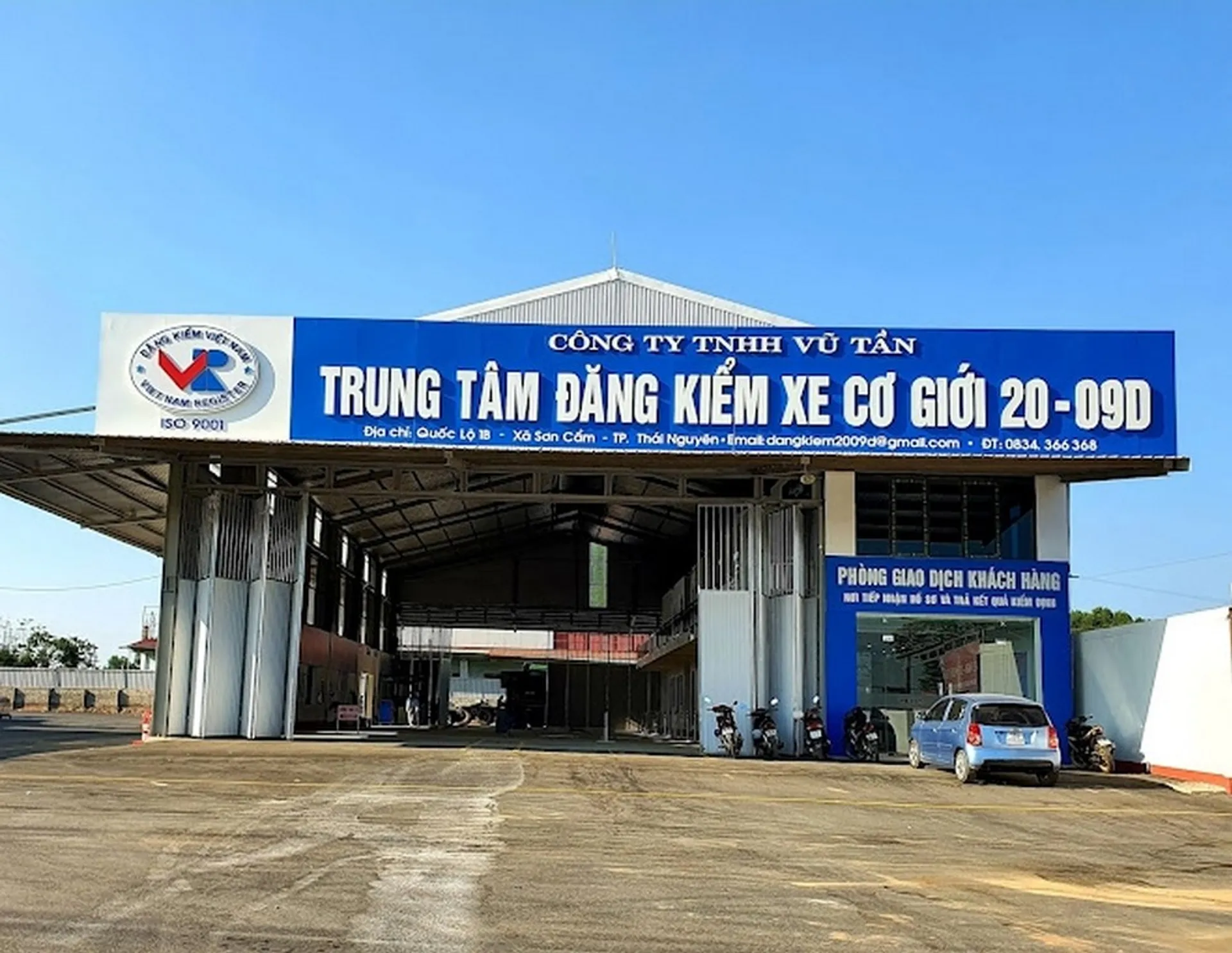 Phí đăng kiểm xe 5 chỗ mới nhất: Cần chuẩn bị bao nhiêu?