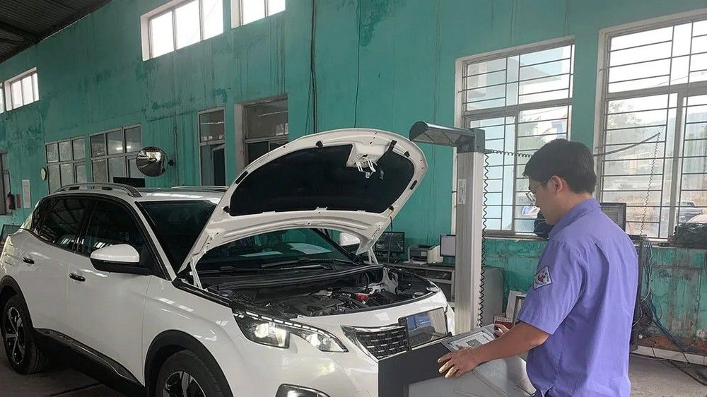Vì sao tổng chi phí đăng kiểm xe ô tô 7 chỗ có thể khác nhau?