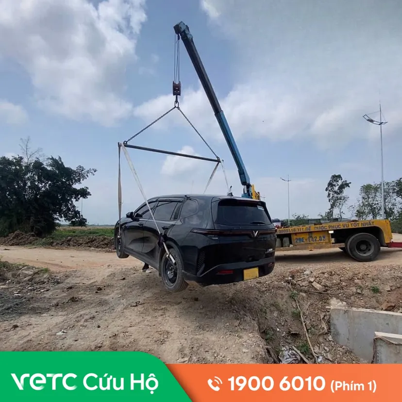 Tôi cần kéo xe về gara tại Gia Nghĩa sau va chạm giao thông
