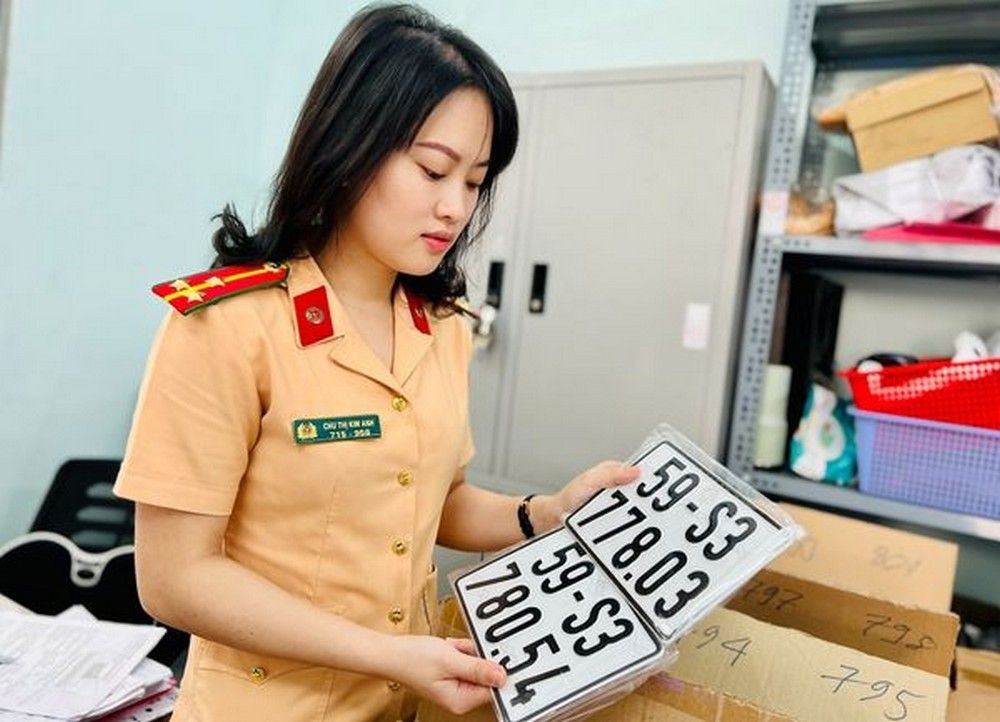 Trường hợp chưa đăng ký, chưa có biển chính thức, chưa có đăng ký tạm