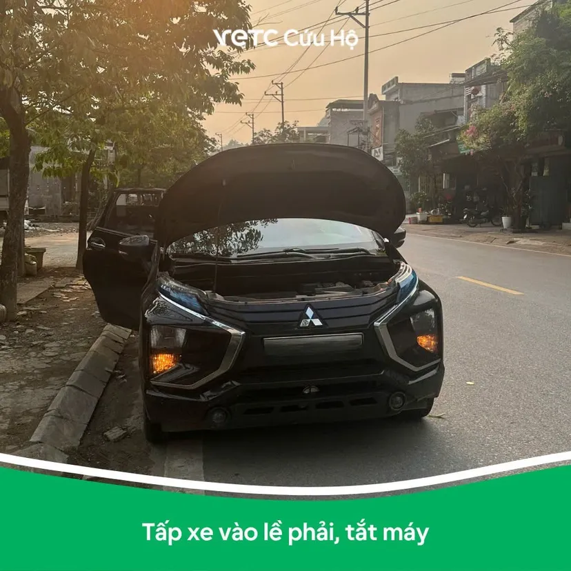 Xe tôi bị nóng máy khi đang lên đèo Bảo Lộc
