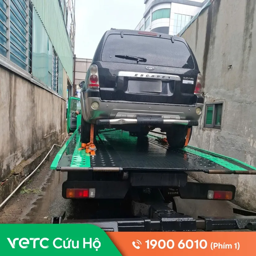 Xe tôi gặp sự cố trên Quốc lộ 19 khi đang vận chuyển cà phê xuống cảng Quy Nhơn
